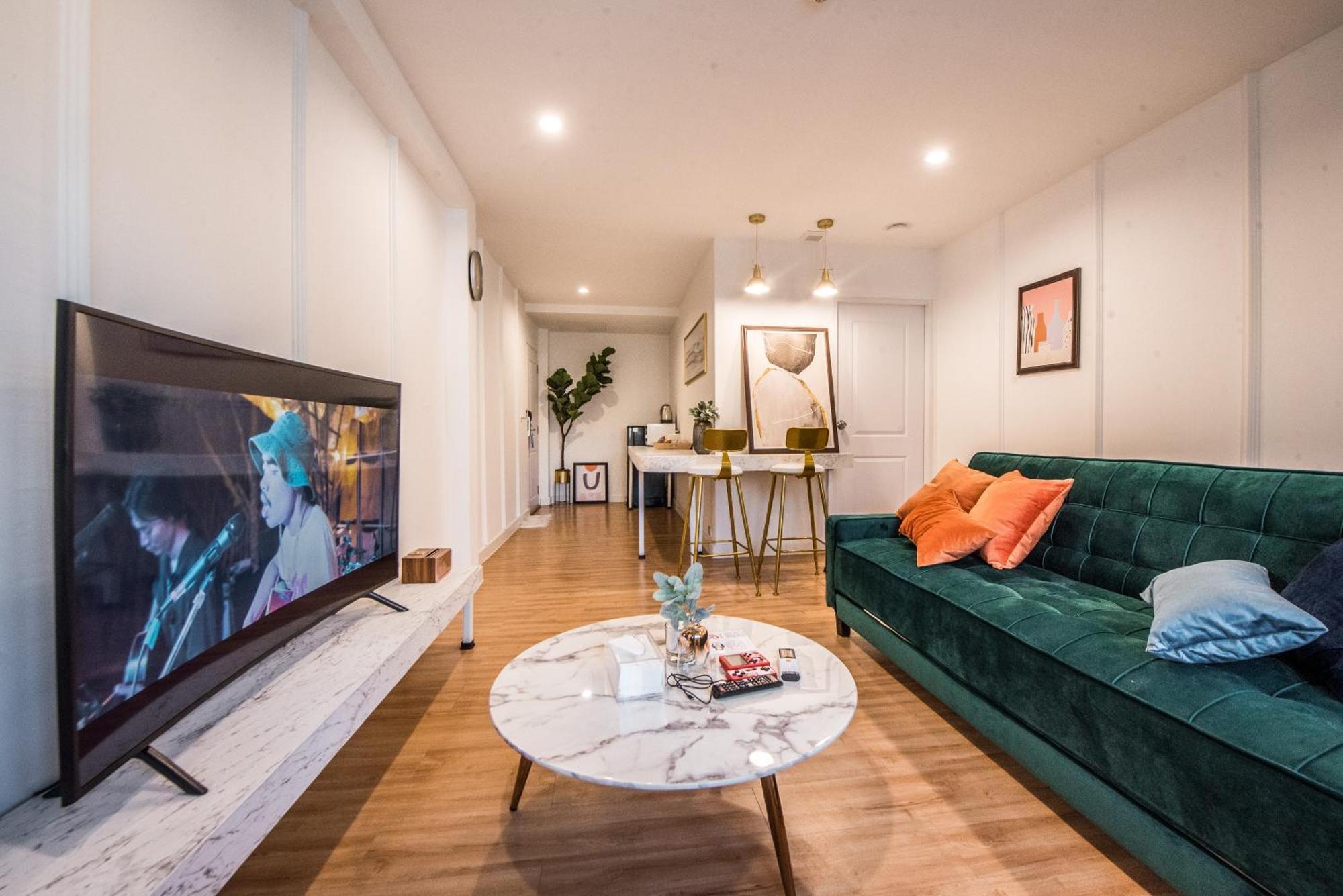 Theme Boutique Hotel Bangkok Makkasan Room photo