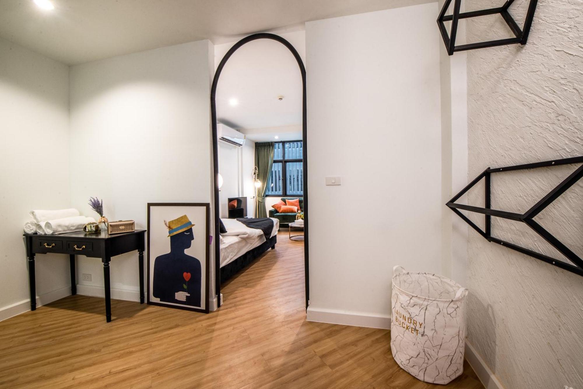 Theme Boutique Hotel Bangkok Makkasan Room photo