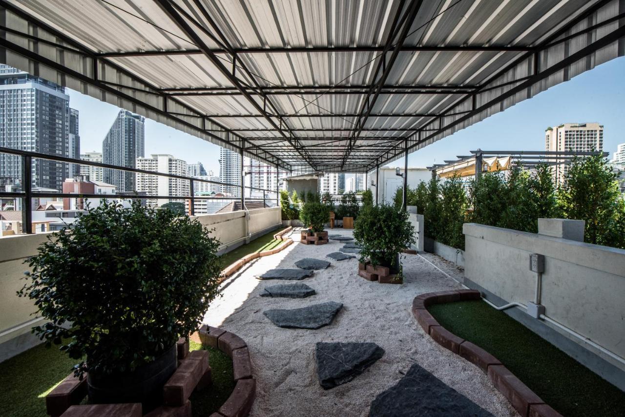 Theme Boutique Hotel Bangkok Makkasan Exterior photo